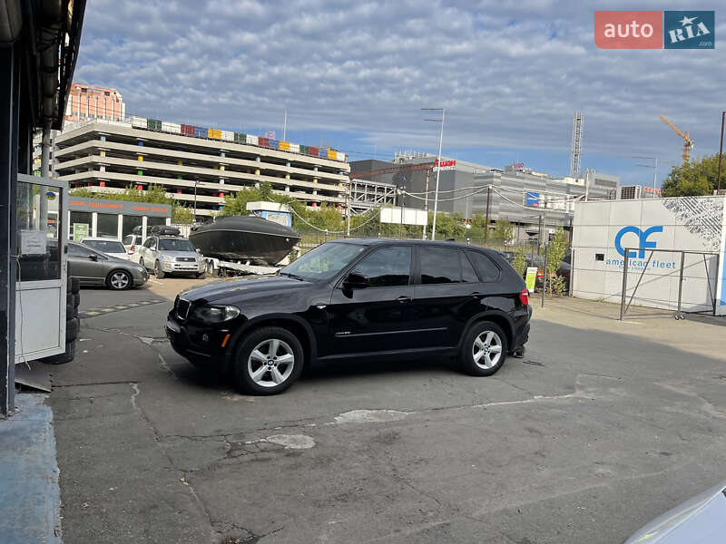 Внедорожник / Кроссовер BMW X5 2010 в Киеве