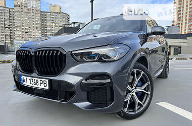 BMW X5  2021