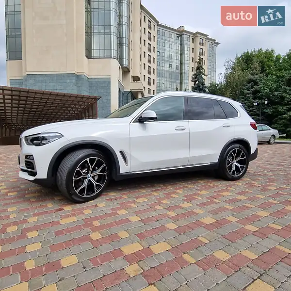 BMW X5 2019