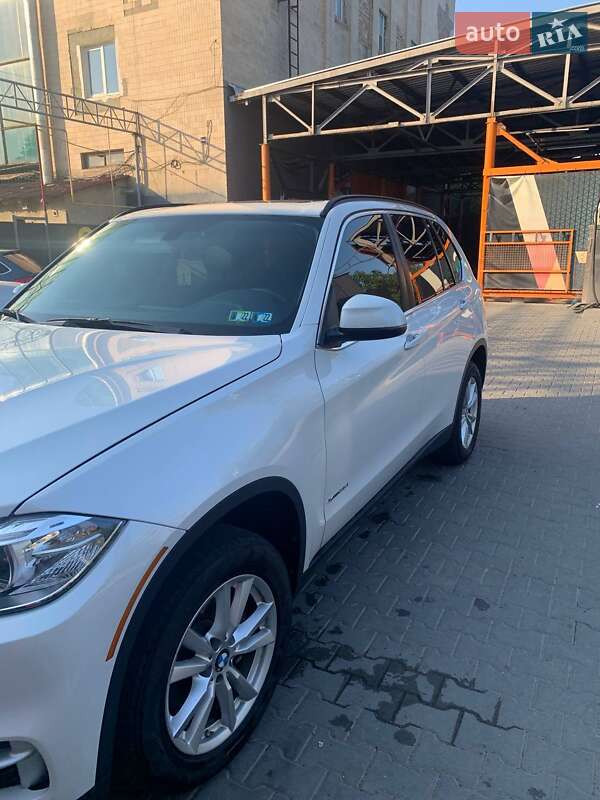 Внедорожник / Кроссовер BMW X5 2014 в Черновцах фото 4 Внедорожник / Кроссовер BMW X5 2014 в Черновцах