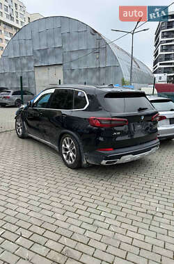 BMW X5  2019