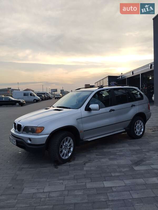 BMW X5 2002 года в Луцке