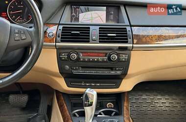 BMW X5  2010