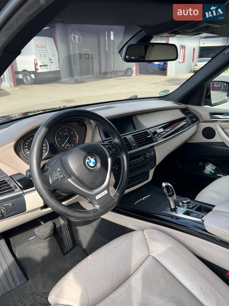 2010 BMW X5 - мініатюра 3