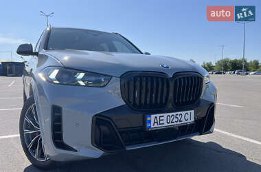 BMW X5  2023
