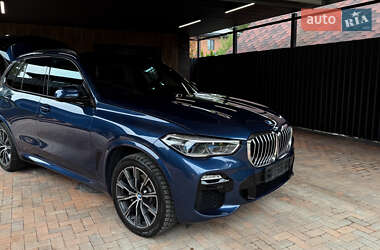 BMW X5  2019