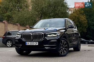 BMW X5  2021