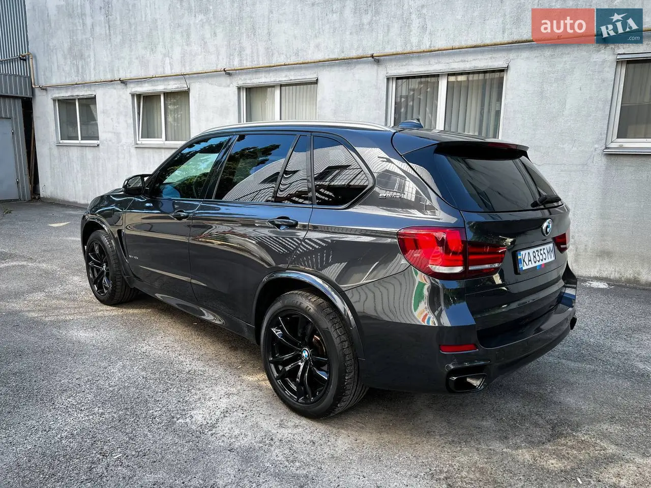 2016 BMW X5 - мініатюра 2