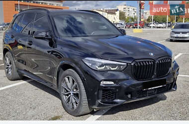 BMW X5  2019