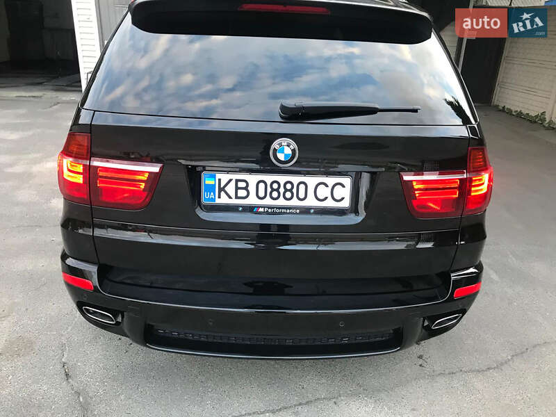 Внедорожник / Кроссовер BMW X5 2012 в Киеве