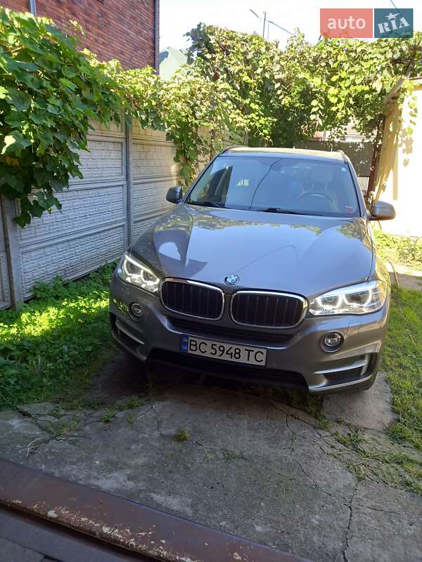 Внедорожник / Кроссовер BMW X5 2015 в Кременчуге