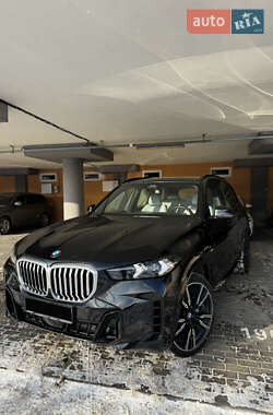 BMW X5  2023