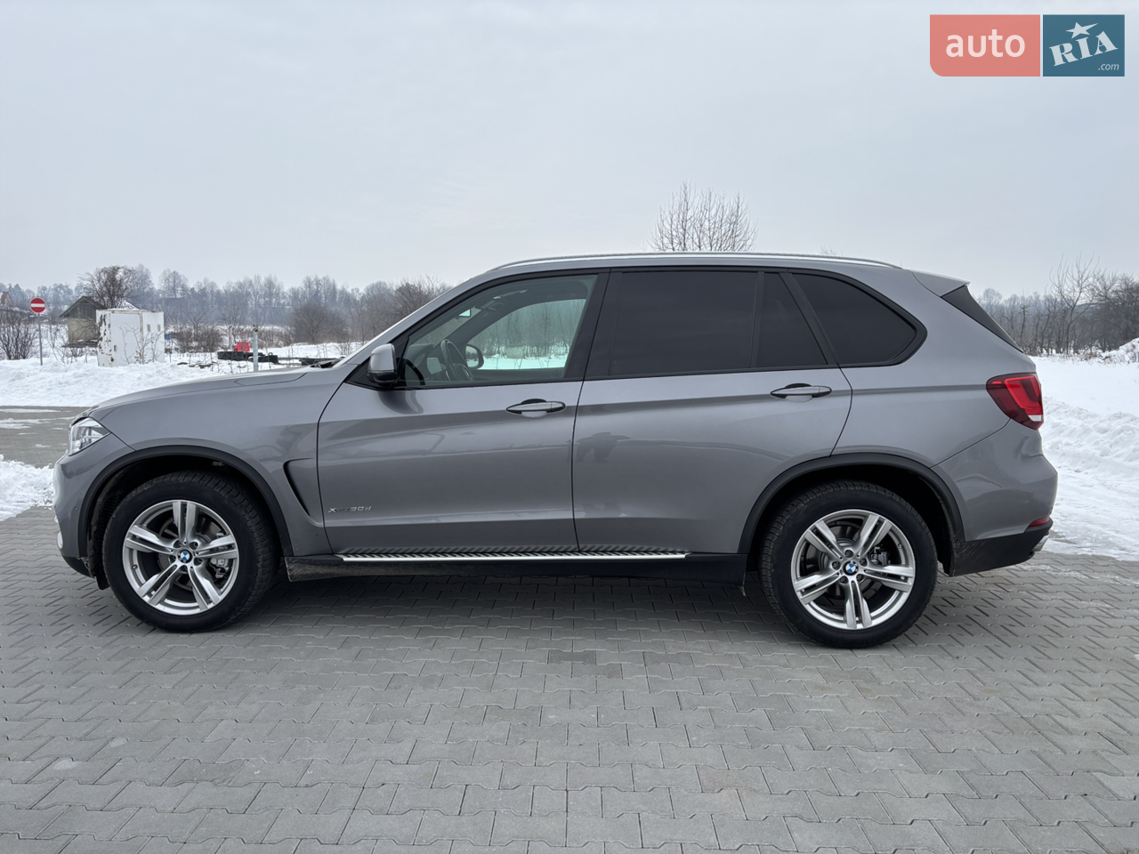 2017 BMW X5 - мініатюра 2