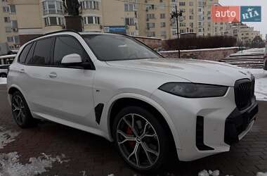 BMW X5  2023
