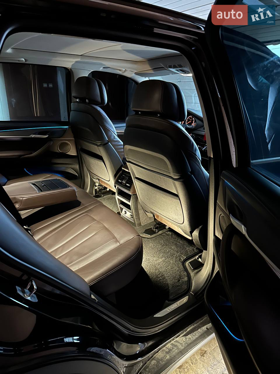 2016 BMW X5 - мініатюра 2