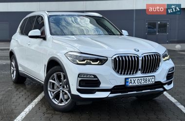 BMW X5  2019