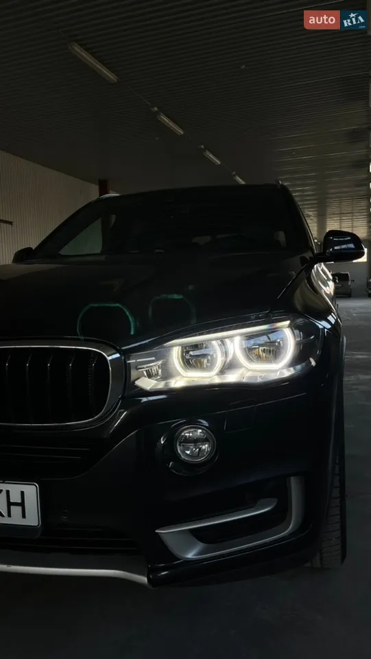 2017 BMW X5 - мініатюра 3