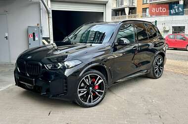 BMW X5  2023
