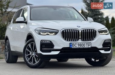 BMW X5  2021