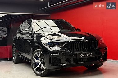 BMW X5  2021