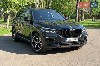 BMW X5  2021