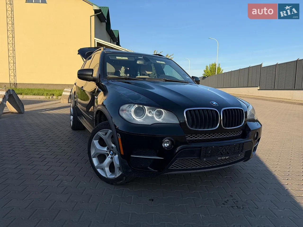 2011 BMW X5 - мініатюра 2