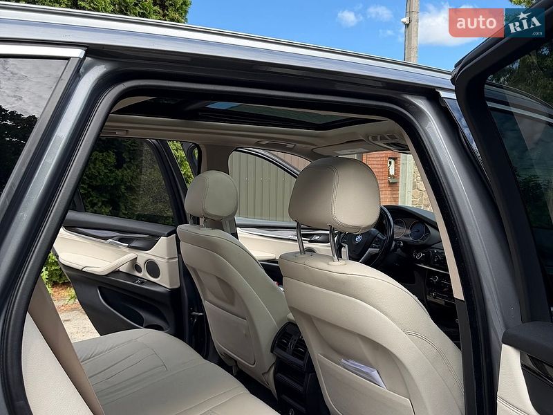 Позашляховик / Кросовер BMW X5 2014 в Києві