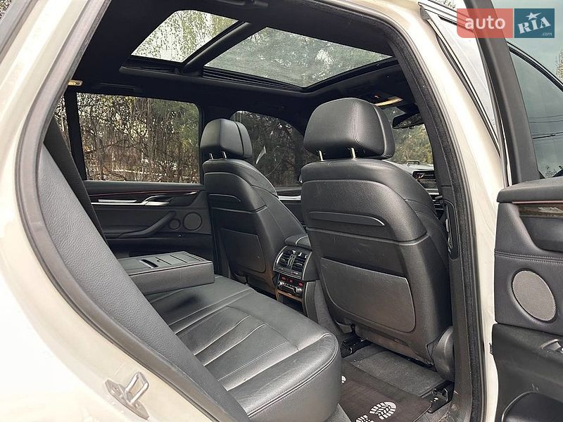 Внедорожник / Кроссовер BMW X5 2016 в Черновцах