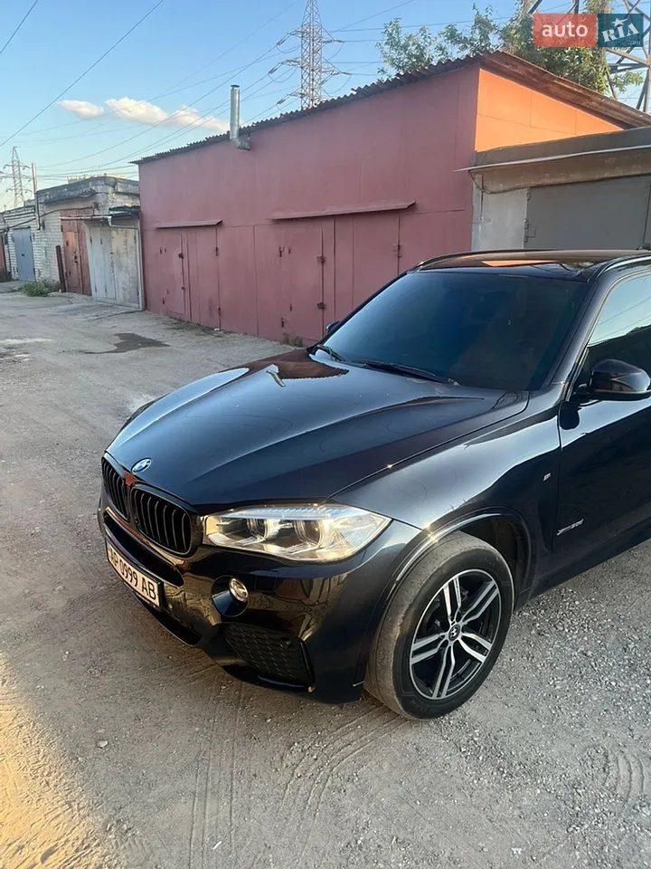 2016 BMW X5 - мініатюра 2