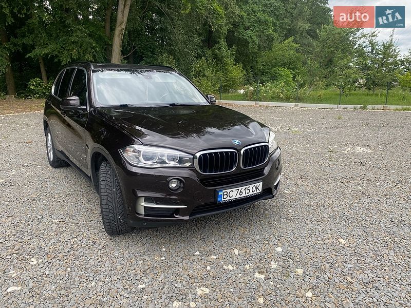 Внедорожник / Кроссовер BMW X5 2015 в Самборе