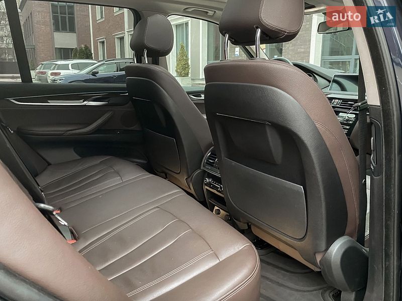 Внедорожник / Кроссовер BMW X5 2016 в Черновцах