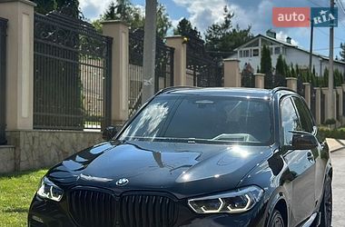 BMW X5  2019