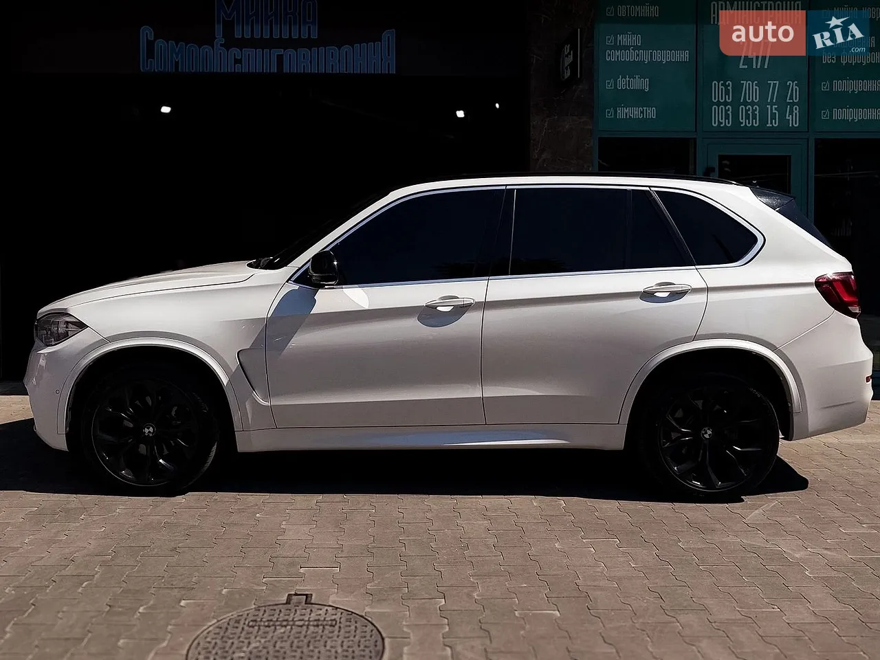 2017 BMW X5 - мініатюра 4