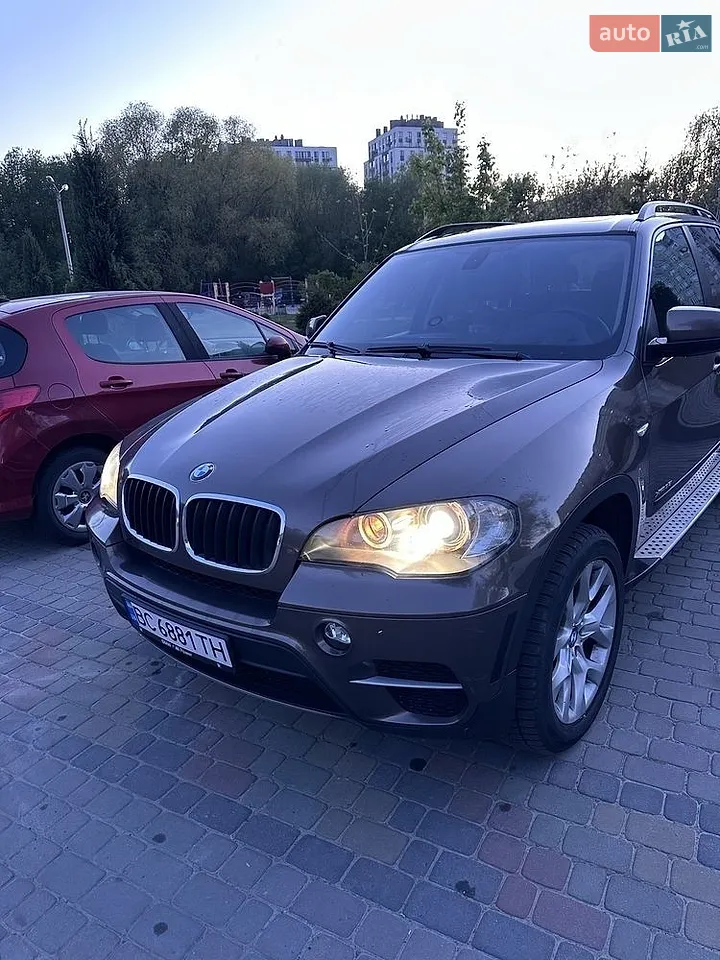2011 BMW X5 - мініатюра 3