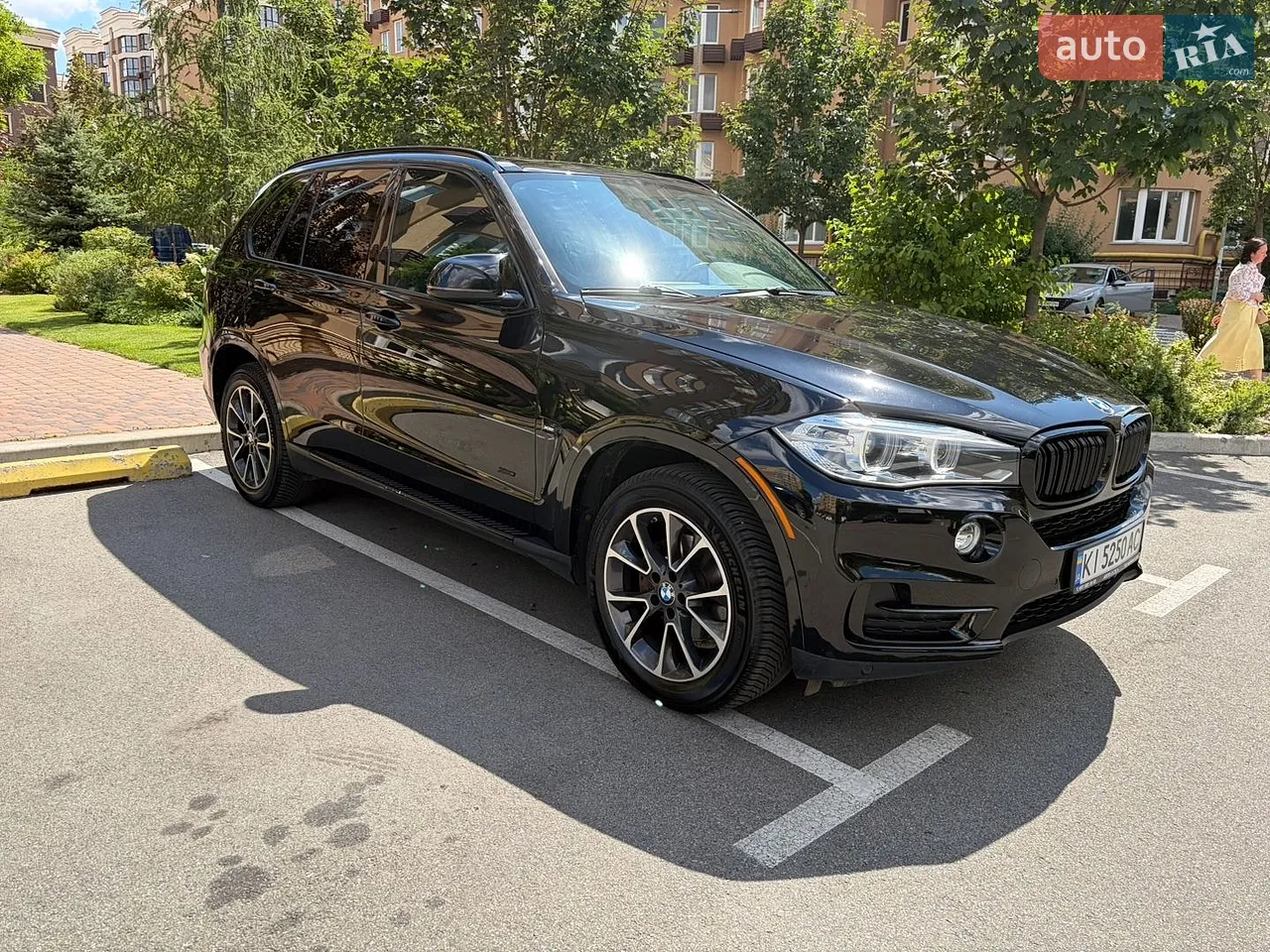 2016 BMW X5 - мініатюра 2