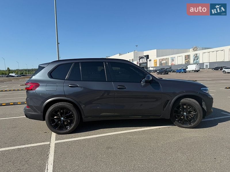 Внедорожник / Кроссовер BMW X5 2019 в Киеве