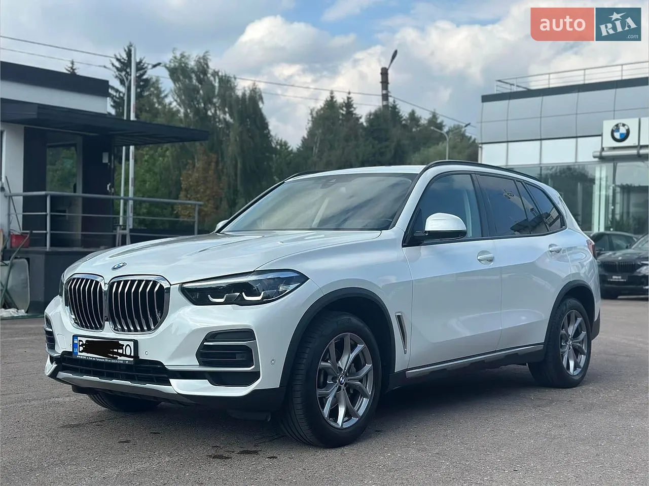 2022 BMW X5 - фото 1