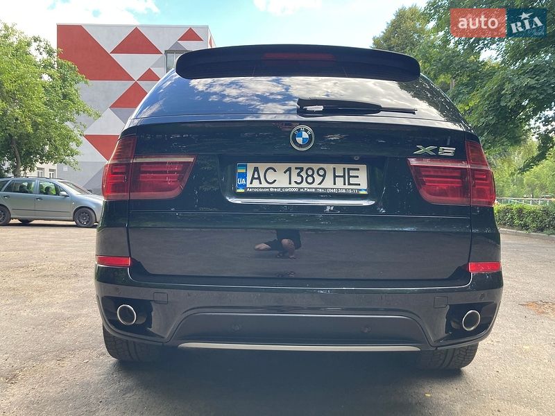 Внедорожник / Кроссовер BMW X5 2010 в Луцке