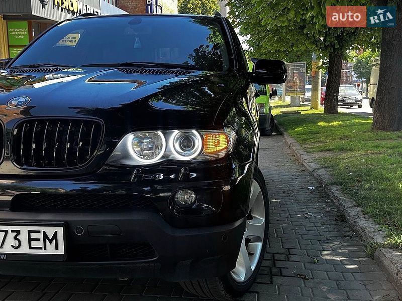 Внедорожник / Кроссовер BMW X5 2005 в Путиле