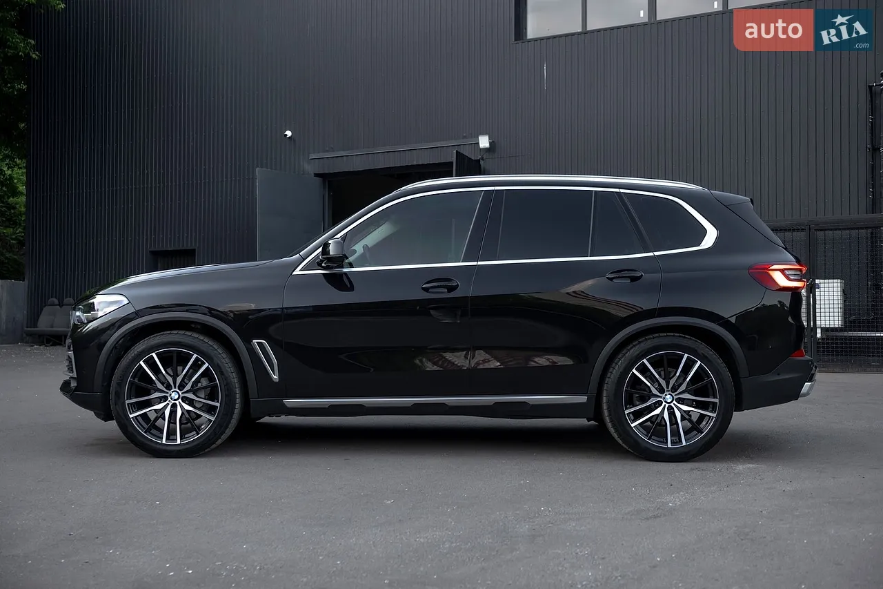 2019 BMW X5 - фото 1
