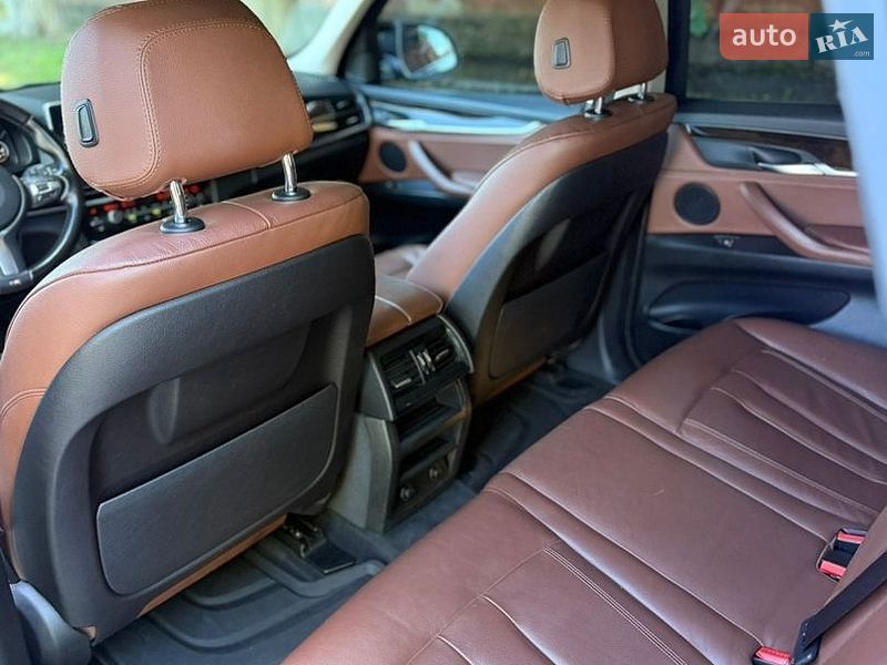 Внедорожник / Кроссовер BMW X5 2014 в Золотоноше
