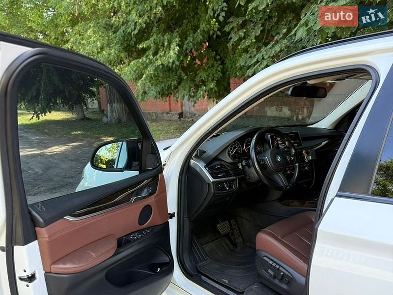 Внедорожник / Кроссовер BMW X5 2014 в Золотоноше