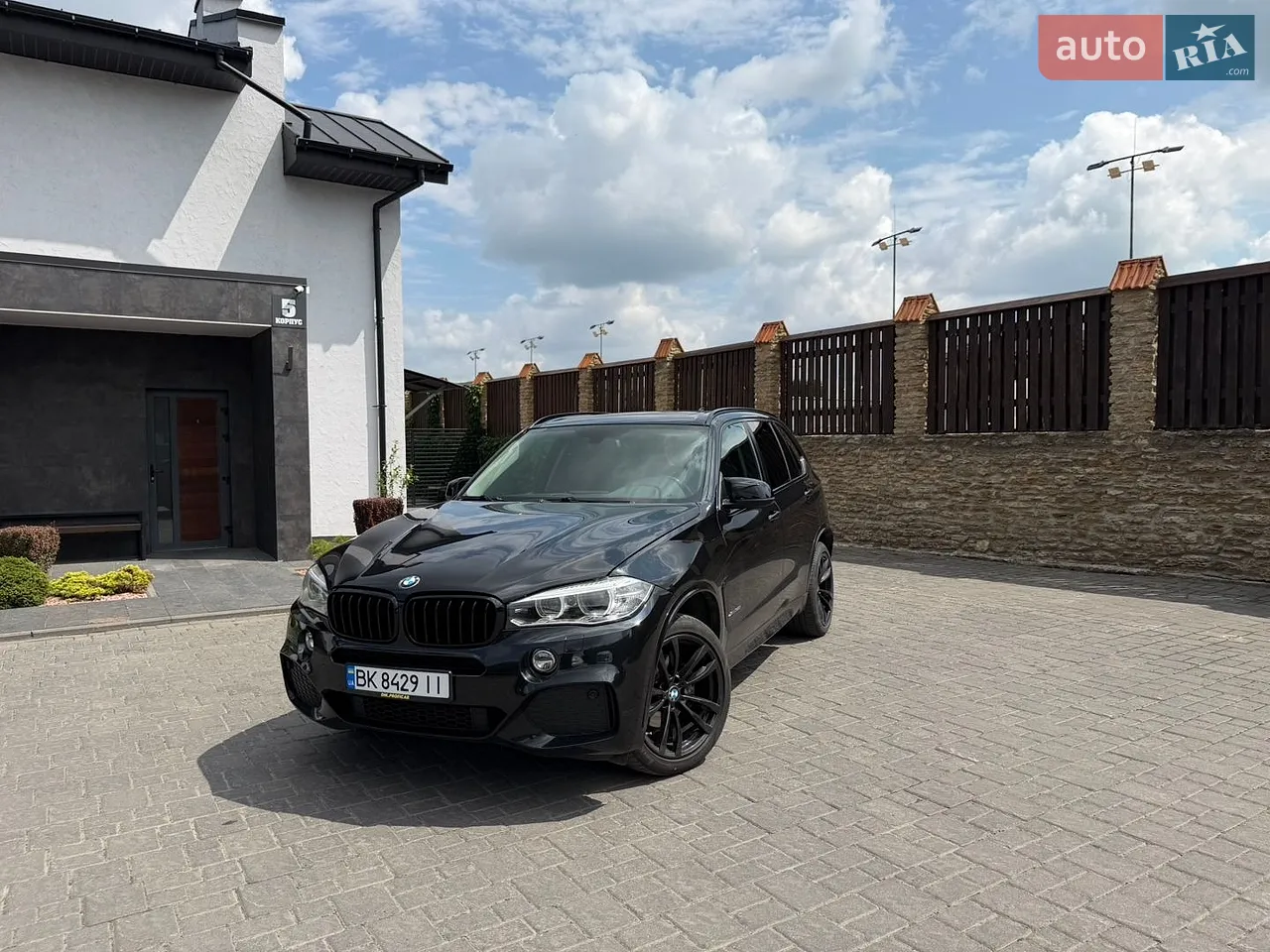 2015 BMW X5 - мініатюра 2
