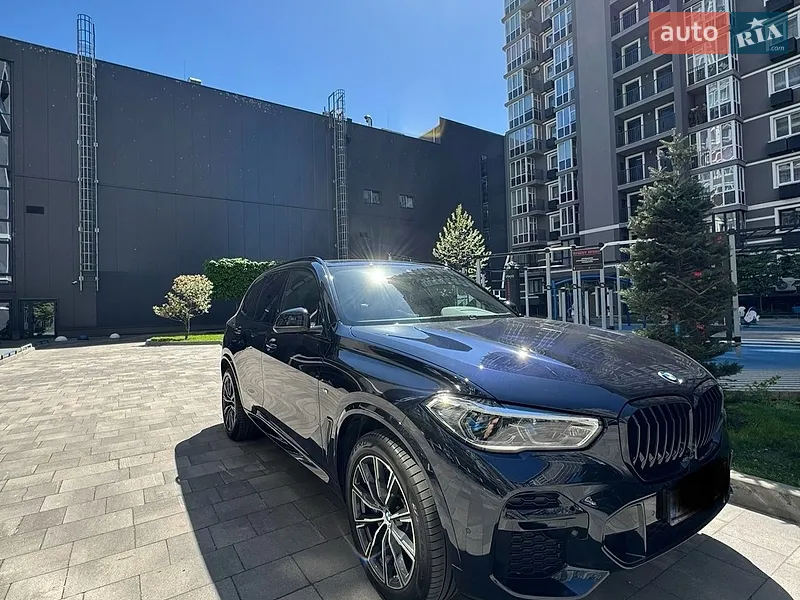 BMW X5 2021