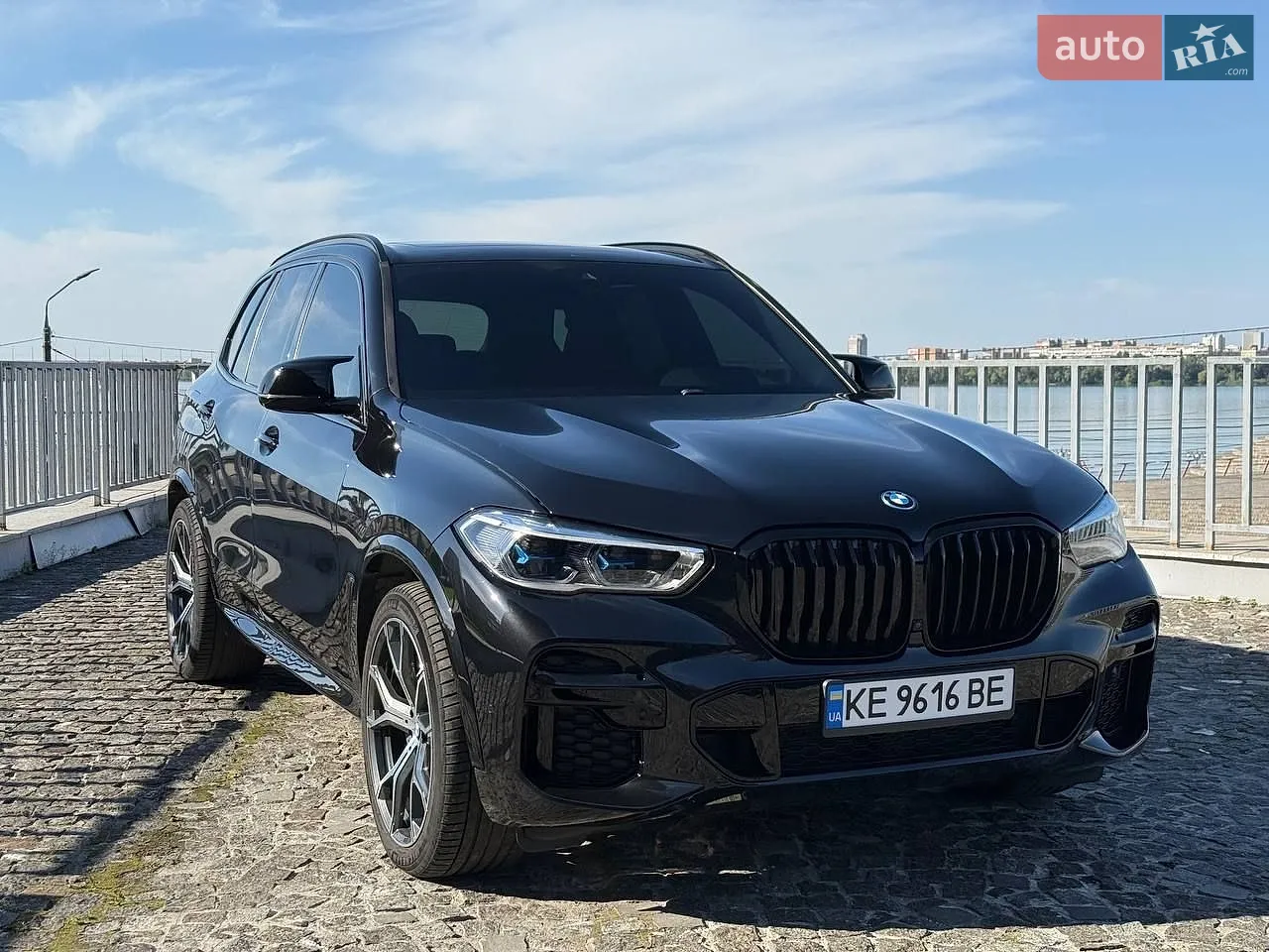 2022 BMW X5 - фото 1