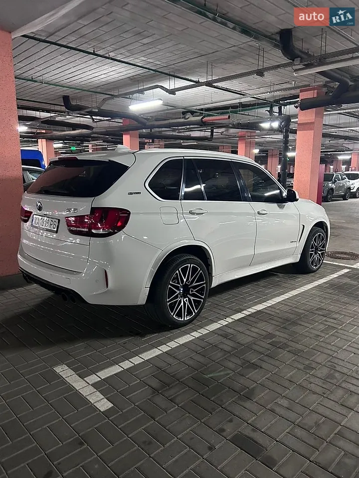 2017 BMW X5 - мініатюра 3