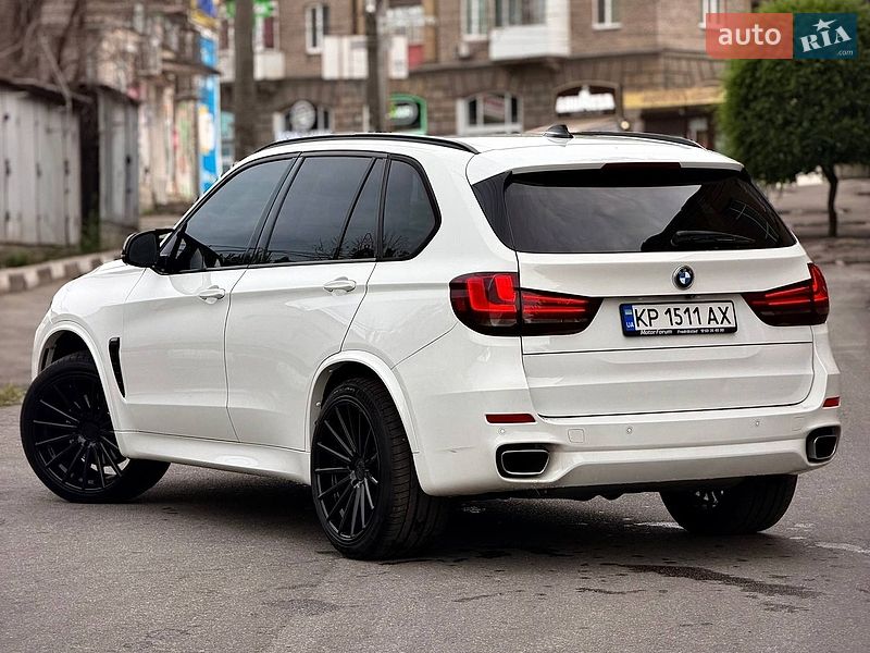 Внедорожник / Кроссовер BMW X5 2014 в Запорожье