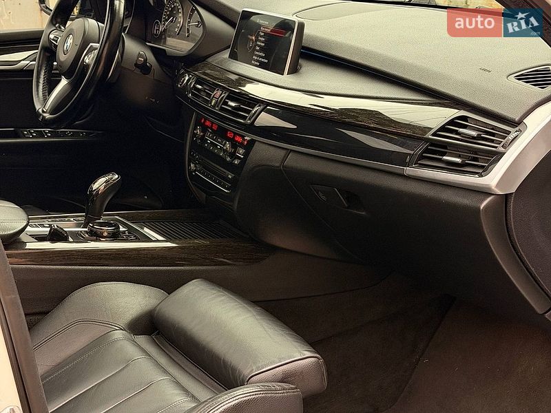 Внедорожник / Кроссовер BMW X5 2014 в Запорожье