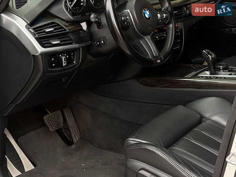 Внедорожник / Кроссовер BMW X5 2014 в Запорожье