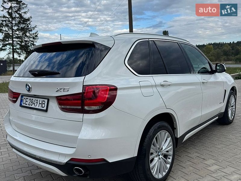 Позашляховик / Кросовер BMW X5 2017 в Чернівцях